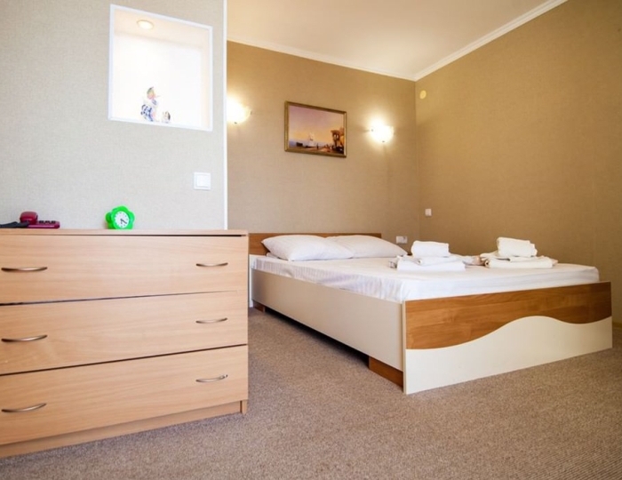 1-мест.(разм. в 2-мест.) улучш., корп. 2 - Санаторий «Юрмино» Саки