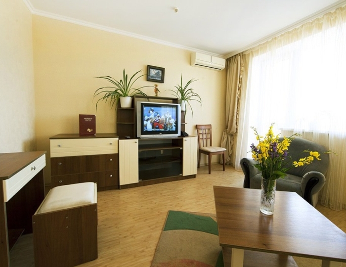 1-мест.(разм. в 2-мест.) 1-комн. комфорт+, корп. 2 - Санаторий «Юрмино» Саки